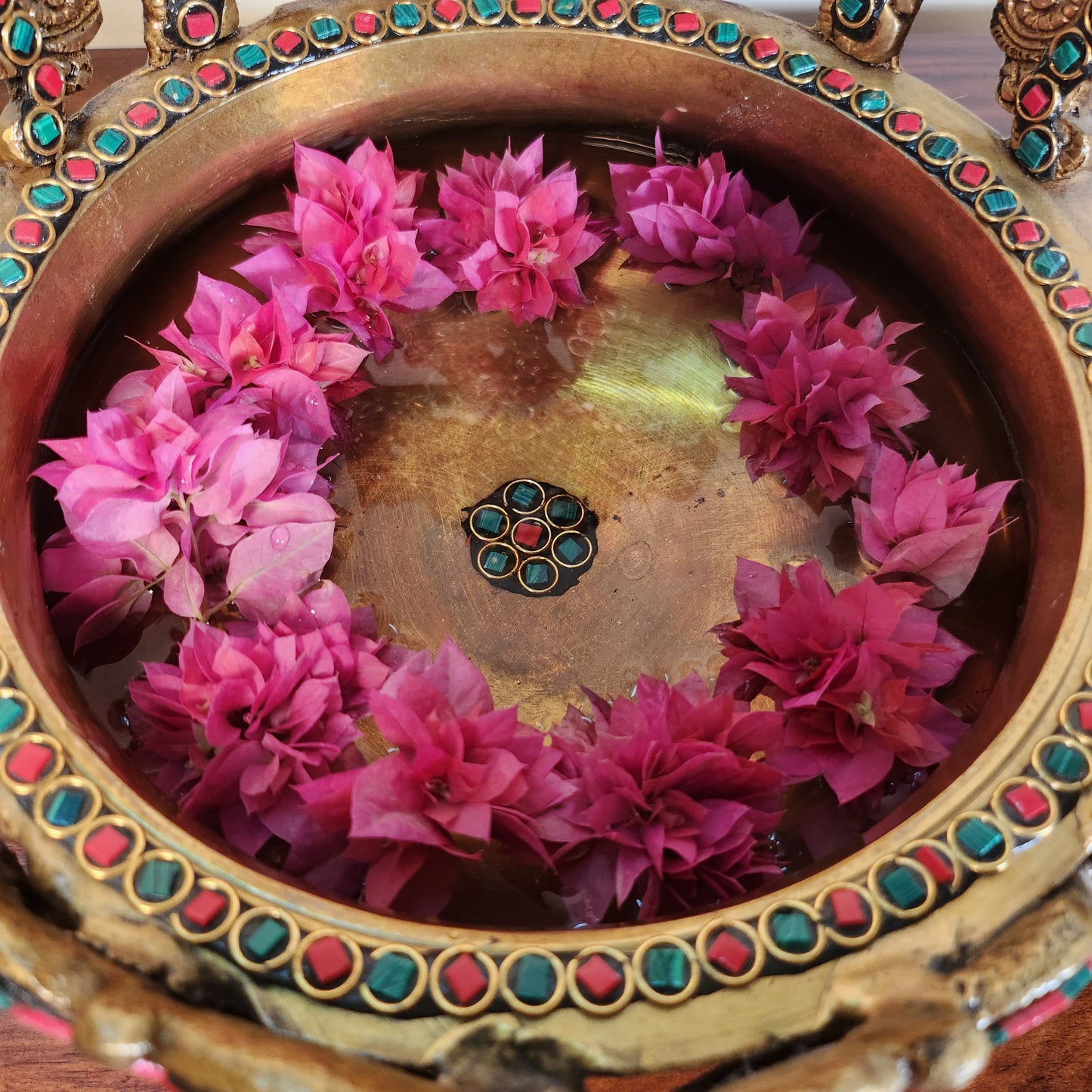 Meenakari Urli