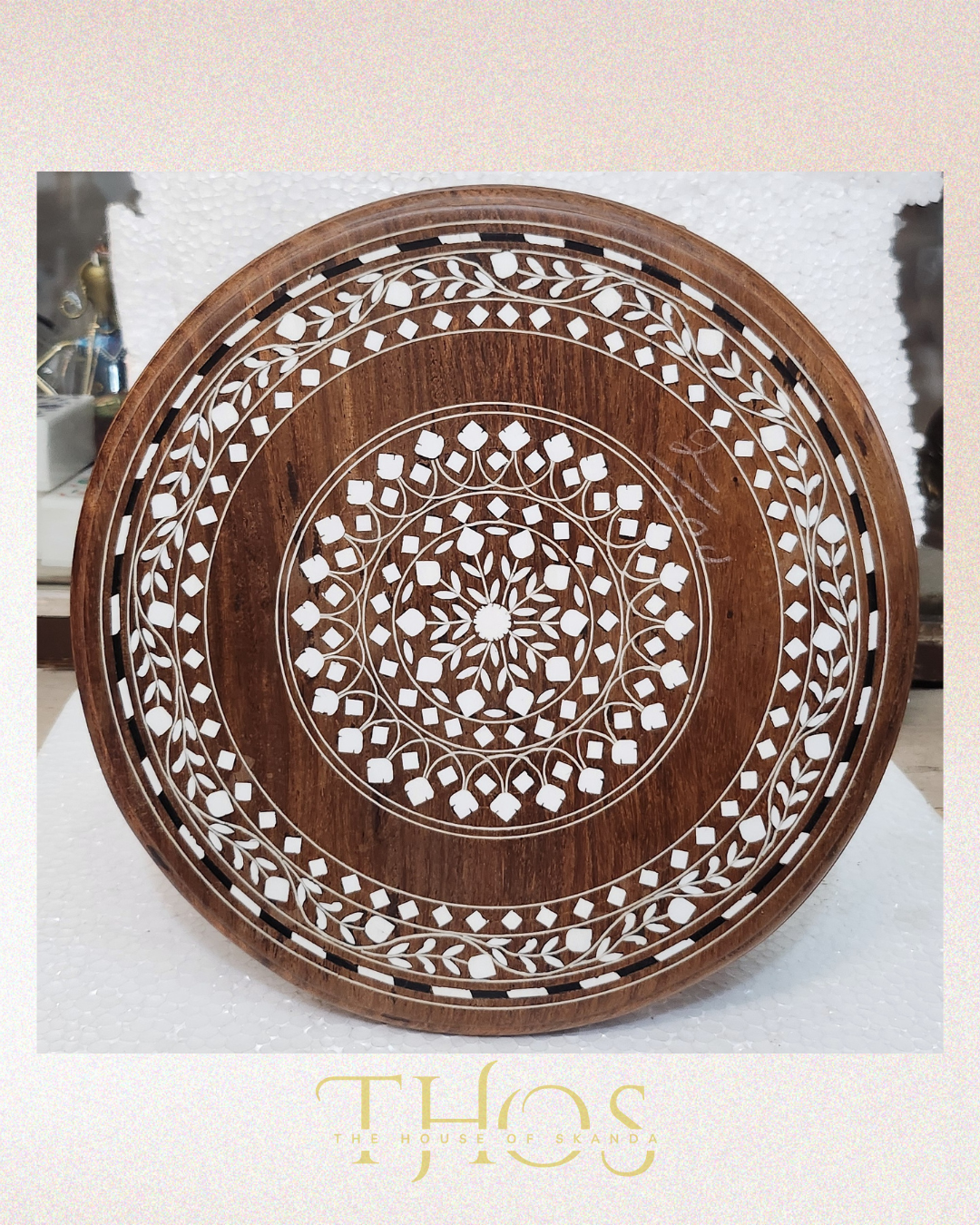 Round Table (Small)