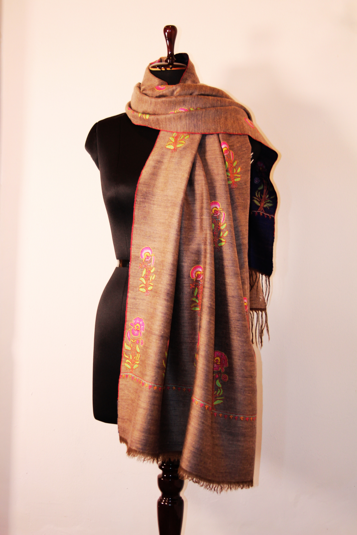 Arzoo Reversible Pashmina Shawl