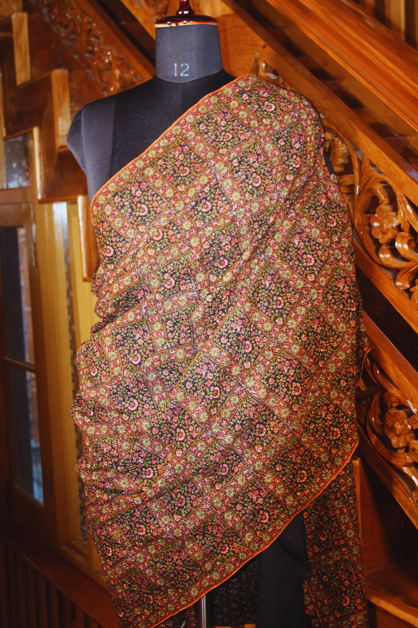 Arzoo Pashmina Black Jamawar