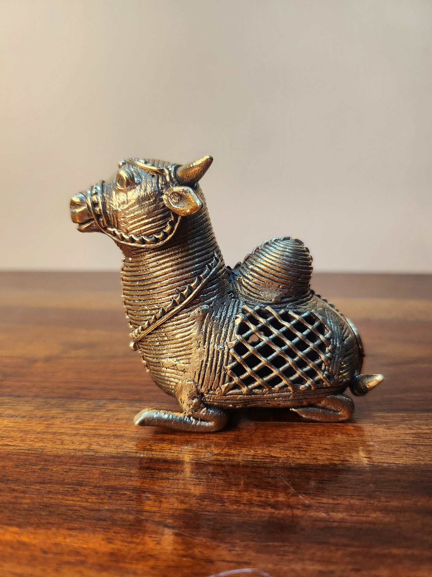 Small Bull Dokra Brass Art