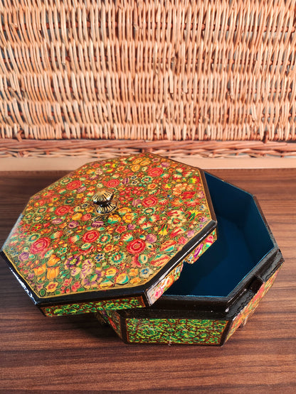 Pentogon Jewelery Box