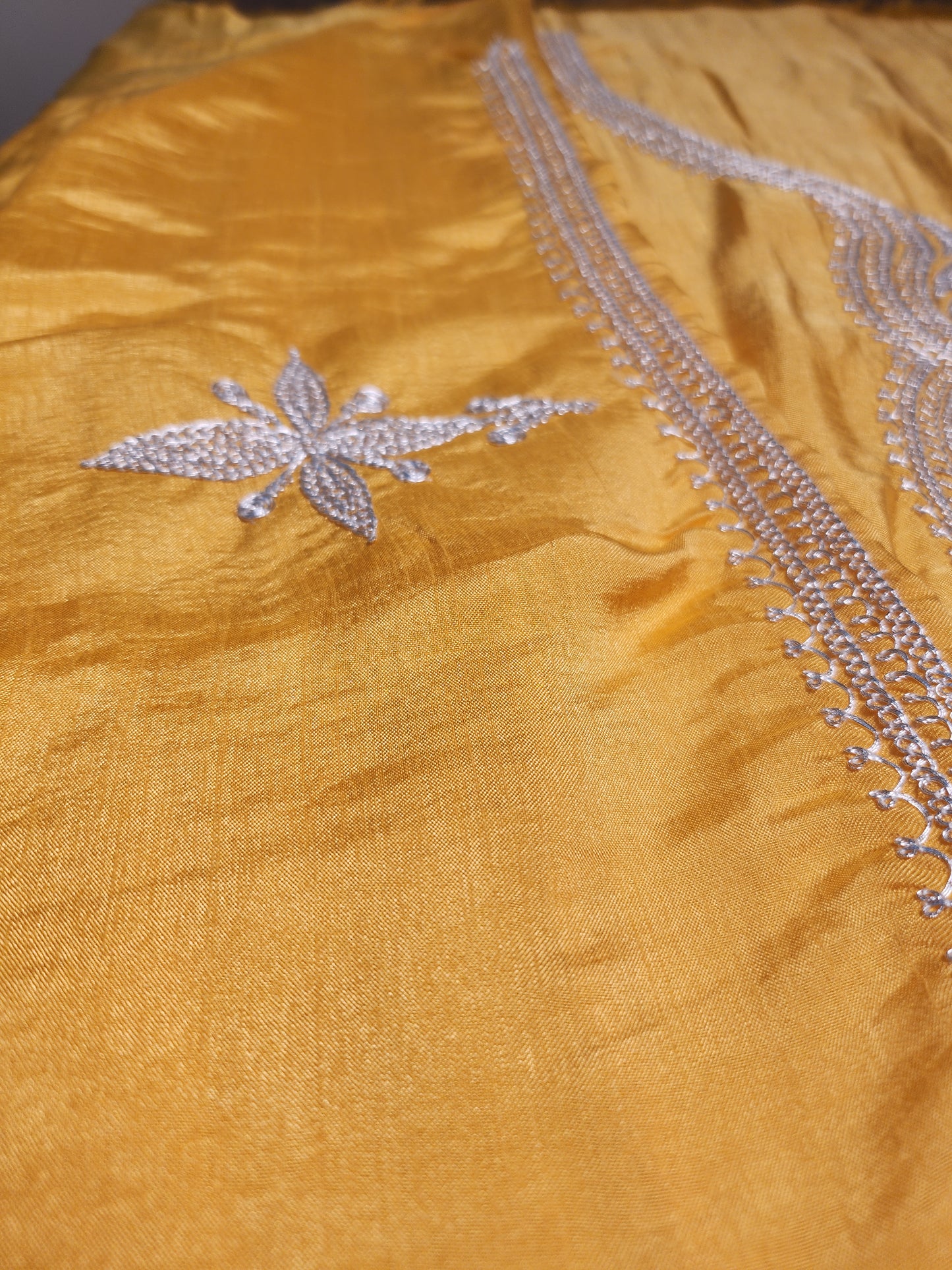 Yellow Silk Tilla